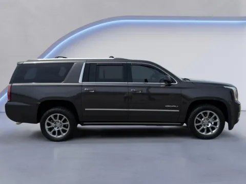 Photos of 2017 GMC Yukon XL Denali for sale in Alcoa, TN at Twin City Auto Center