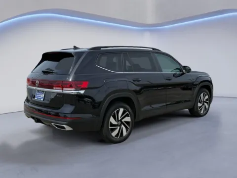 Another view of 2024 Volkswagen Atlas 2.0T SE w/Technology for sale in Alcoa, TN at Twin City Auto Center