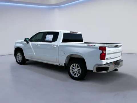 More photos of 2021 Chevrolet Silverado 1500 LT at Twin City Auto Center, TN