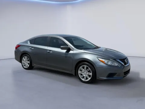Gray 2016 Nissan Altima 2.5 S for sale in Alcoa, TN
