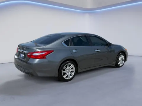 Another view of 2016 Nissan Altima 2.5 S for sale in Alcoa, TN at Twin City Auto Center