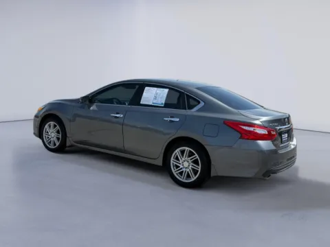 More photos of 2016 Nissan Altima 2.5 S at Twin City Auto Center, TN
