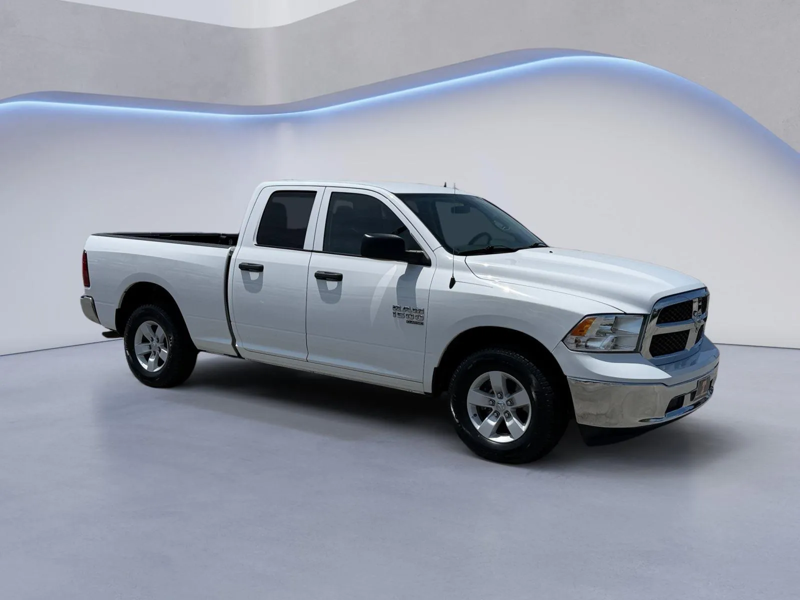 White 2024 Ram 1500 Classic SLT for sale in Alcoa, TN