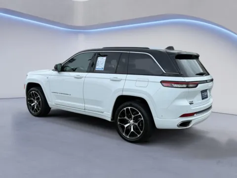 More photos of 2022 Jeep Grand Cherokee 4xe Summit Reserve at Twin City Auto Center, TN