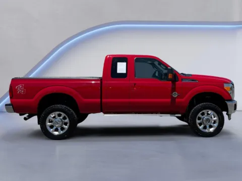 Photos of 2015 Ford Super Duty F-250 Lariat for sale in Alcoa, TN at Twin City Auto Center