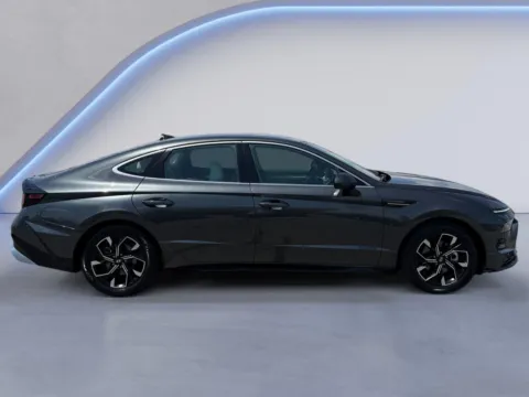 Photos of 2025 Hyundai Sonata SEL for sale in Alcoa, TN at Twin City Auto Center