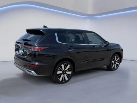 Another view of 2025 Mitsubishi Outlander SE for sale in Alcoa, TN at Twin City Auto Center