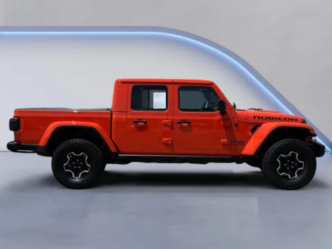 Photos of 2020 Jeep Gladiator Rubicon for sale in Alcoa, TN at Twin City Auto Center