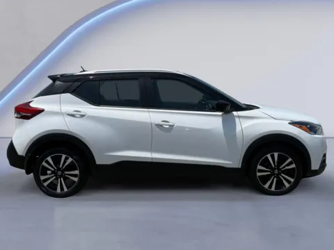 Photos of 2018 Nissan Kicks SV for sale in Alcoa, TN at Twin City Auto Center