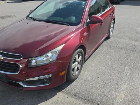 Red 2016 Chevrolet Cruze Limited LT for sale in Alcoa, TN