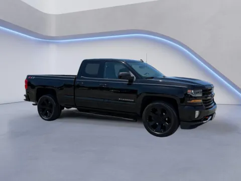 Black 2018 Chevrolet Silverado 1500 LT for sale in Alcoa, TN