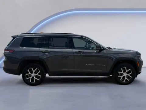 Photos of 2024 Jeep Grand Cherokee L Limited for sale in Alcoa, TN at Twin City Auto Center