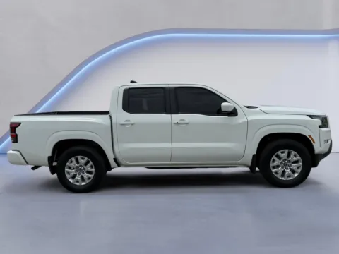 Photos of 2024 Nissan Frontier SV for sale in Alcoa, TN at Twin City Auto Center