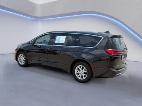 More photos of 2023 Chrysler Pacifica Touring L at Twin City Auto Center, TN