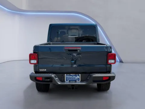 More photos of 2025 Jeep Gladiator Nighthawk at Twin City Auto Center, TN