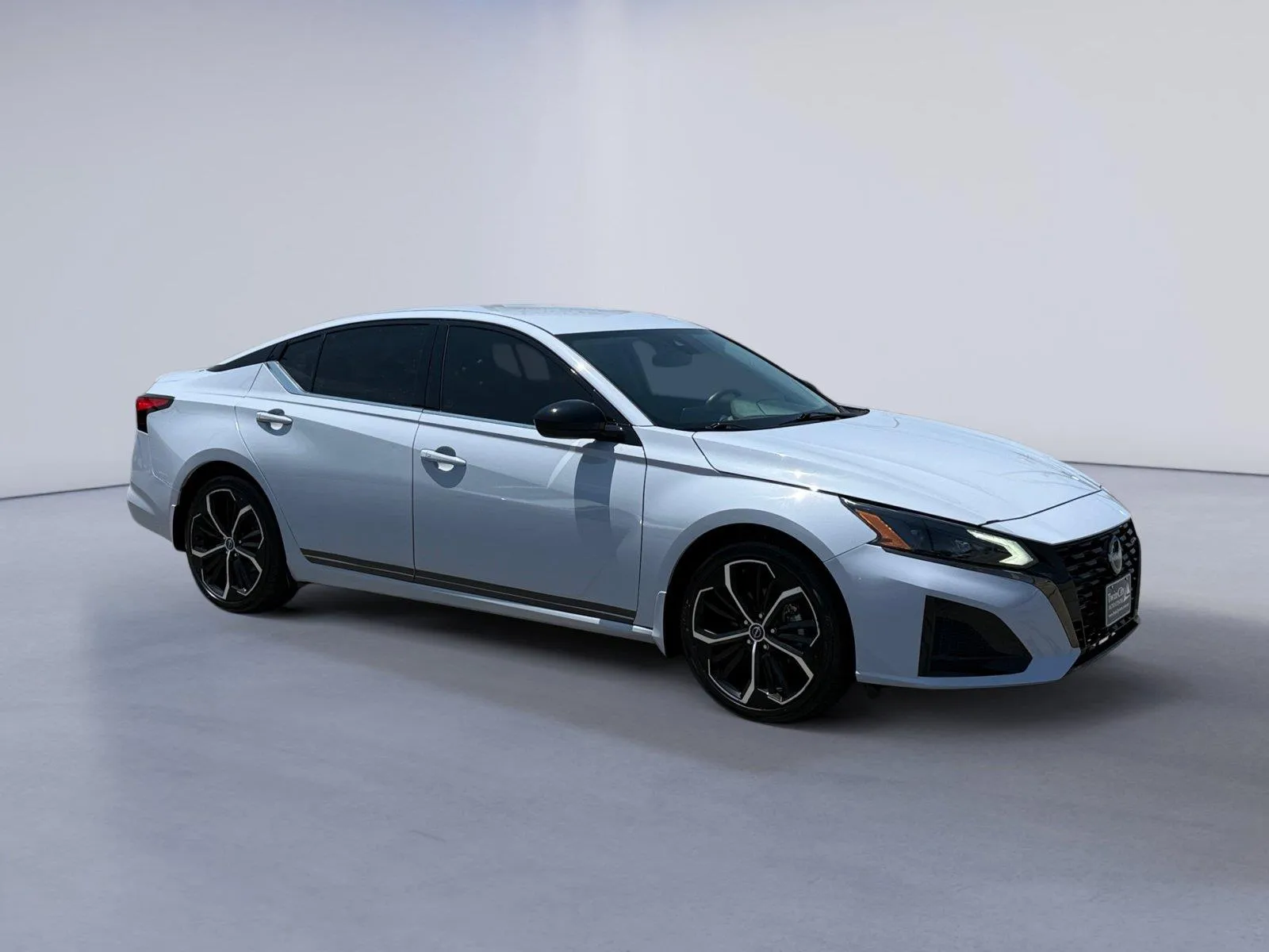 Gray 2023 Nissan Altima 2.5 SR for sale in Alcoa, TN