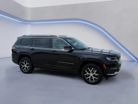 Black 2023 Jeep Grand Cherokee L Limited for sale in Alcoa, TN