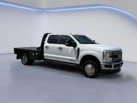 White 2024 Ford Super Duty F-350 DRW XL for sale in Alcoa, TN