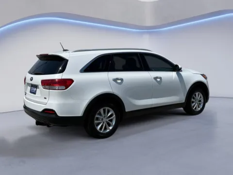 Another view of 2017 Kia Sorento LX for sale in Alcoa, TN at Twin City Auto Center