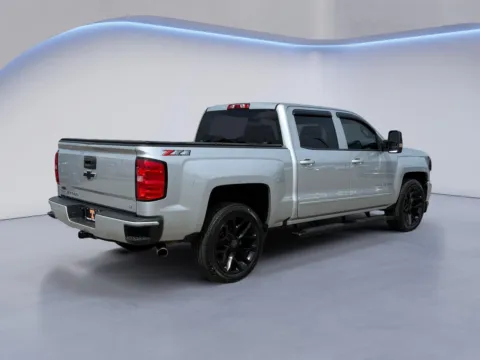 Another view of 2018 Chevrolet Silverado 1500 LT for sale in Alcoa, TN at Twin City Auto Center