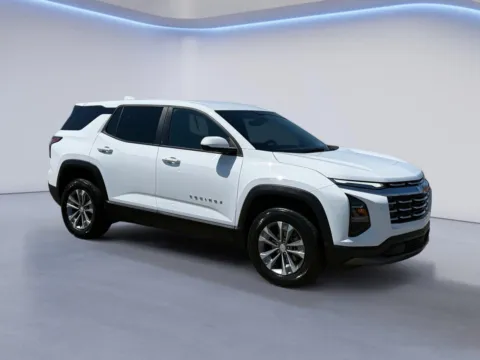 White 2025 Chevrolet Equinox FWD LT for sale in Alcoa, TN