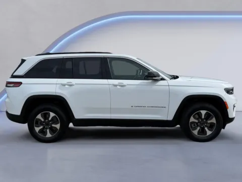 Photos of 2024 Jeep Grand Cherokee 4xe LIMI for sale in Alcoa, TN at Twin City Auto Center