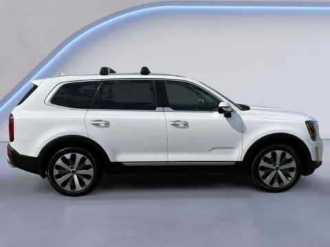 Photos of 2022 Kia Telluride S for sale in Alcoa, TN at Twin City Auto Center