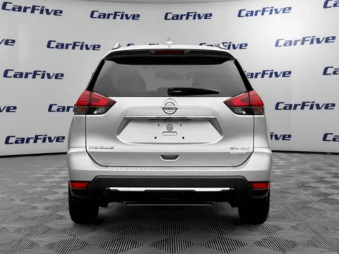 More photos of 2017 Nissan Rogue SV at CarFive Hooksett, NH, NH