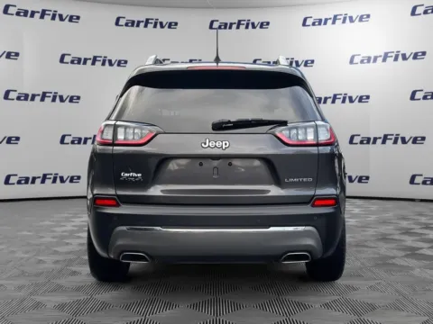 More photos of 2019 Jeep Cherokee Limited at CarFive Hooksett, NH, NH