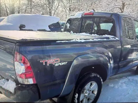 More photos of 2012 Toyota Tacoma at CarFive Hooksett, NH, NH