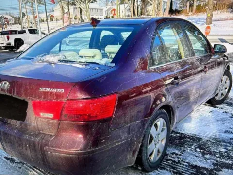 More photos of 2010 Hyundai Sonata GLS at CarFive Hooksett, NH, NH