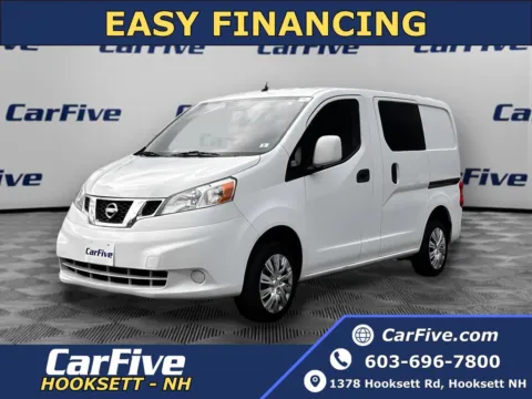 White 2017 Nissan NV200 SV for sale in Hooksett, NH