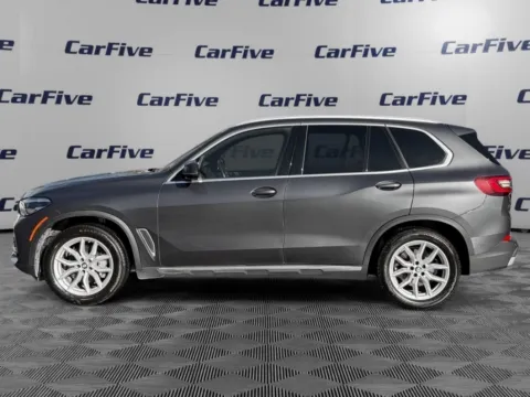 Photos of 2021 BMW X5 xDrive40i for sale in Hooksett, NH at CarFive Hooksett, NH