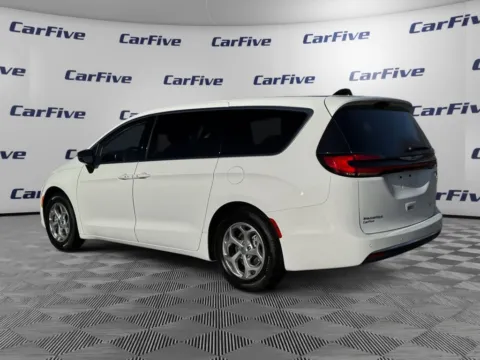 Another view of 2024 Chrysler Pacifica Limited for sale in Hooksett, NH at CarFive Hooksett, NH