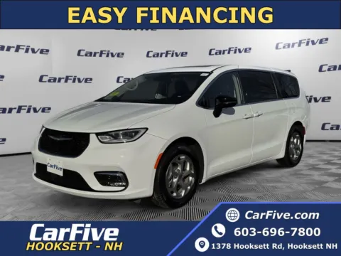White 2024 Chrysler Pacifica Limited for sale in Hooksett, NH