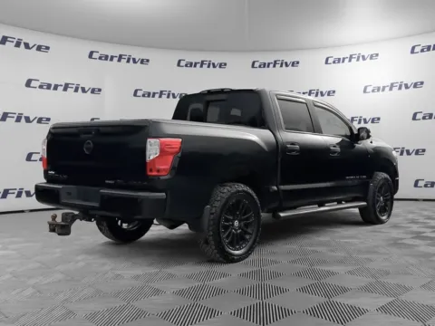 More photos of 2019 Nissan Titan SL at CarFive Hooksett, NH, NH