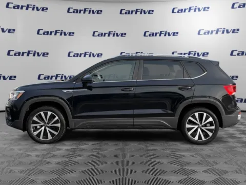 Photos of 2024 Volkswagen Taos 1.5T SE for sale in Hooksett, NH at CarFive Hooksett, NH