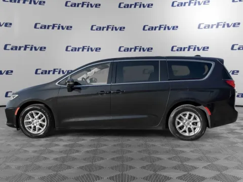 Photos of 2023 Chrysler Pacifica Touring L for sale in Hooksett, NH at CarFive Hooksett, NH