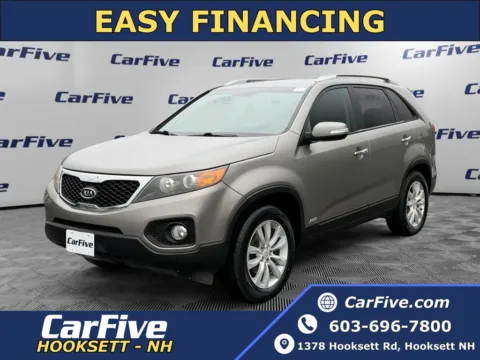 Silver 2011 Kia Sorento EX for sale in Hooksett, NH