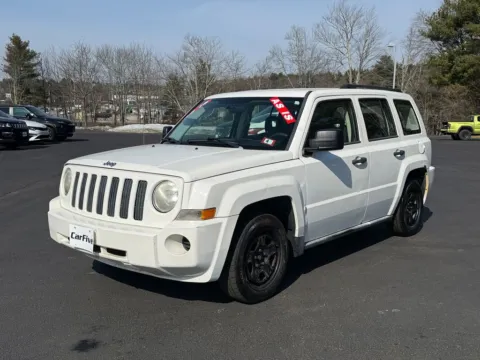 Photos of 2008 Jeep Patriot Sport for sale in Hooksett, NH at CarFive Hooksett, NH