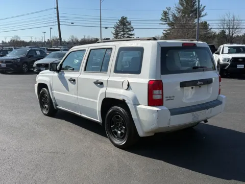 More photos of 2008 Jeep Patriot Sport at CarFive Hooksett, NH, NH