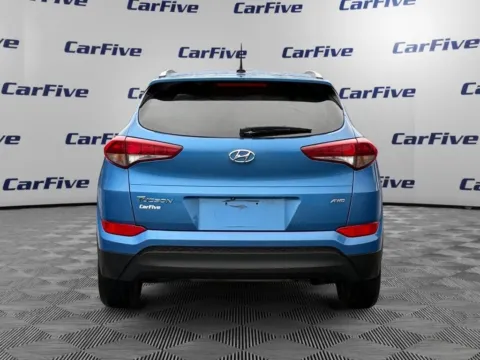 More photos of 2016 Hyundai Tucson SE at CarFive Hooksett, NH, NH