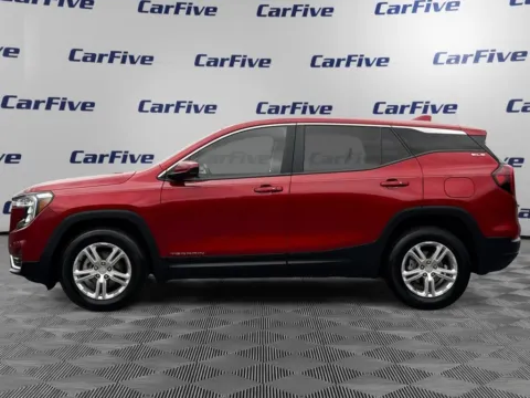 Photos of 2022 GMC Terrain SLE for sale in Hooksett, NH at CarFive Hooksett, NH