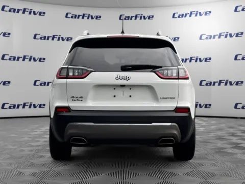 More photos of 2019 Jeep Cherokee Limited at CarFive Hooksett, NH, NH