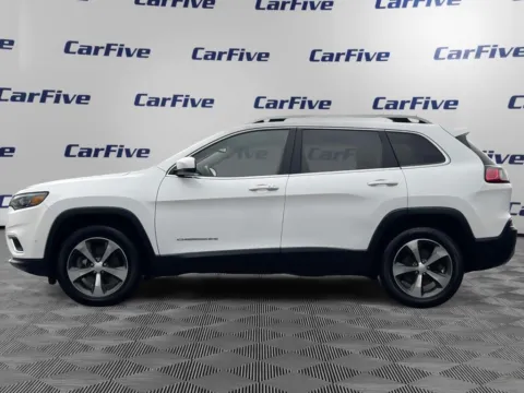 Photos of 2019 Jeep Cherokee Limited for sale in Hooksett, NH at CarFive Hooksett, NH