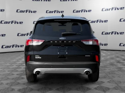 More photos of 2022 Ford Escape SEL at CarFive Hooksett, NH, NH