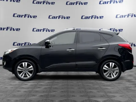 Photos of 2015 Hyundai Tucson Limited for sale in Hooksett, NH at CarFive Hooksett, NH