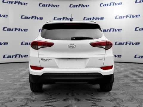 More photos of 2016 Hyundai Tucson SE at CarFive Hooksett, NH, NH