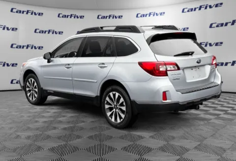 Another view of 2016 Subaru Outback 2.5i for sale in Hooksett, NH at CarFive Hooksett, NH