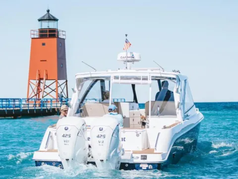 More photos of 2020 Everglades 340 Dual Console at Dry Harbour Marine, MI